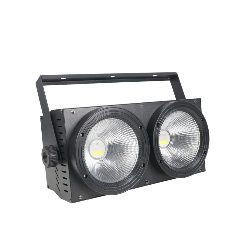 Blinder COB RGBW – Efecto Escénico con Colores en Chile